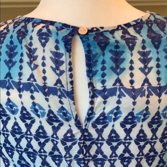 BLL‎ Blue Geometric Print Top w/Bottom Ruffle & Split Hem Detail S - Picture 10 of 10